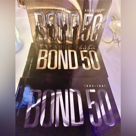 Bond 50: Celebrating Five Decades of Bond 007 (Blu-ray Disc, 2012, 23-Disc Set) - Picture 2 of 3